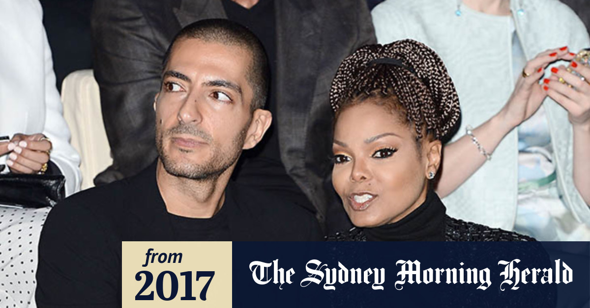 Video Jackson gives birth at 50